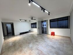 Blk 550 Serangoon North Avenue 3 (Serangoon), HDB 4 Rooms #585573591